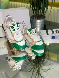 Sneakers for women