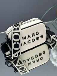 MARC JACOBS