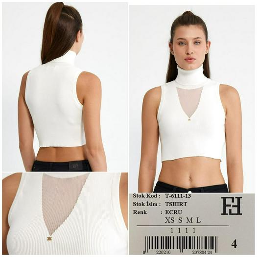sleeveless T-shirt