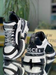 Sneakers for women
