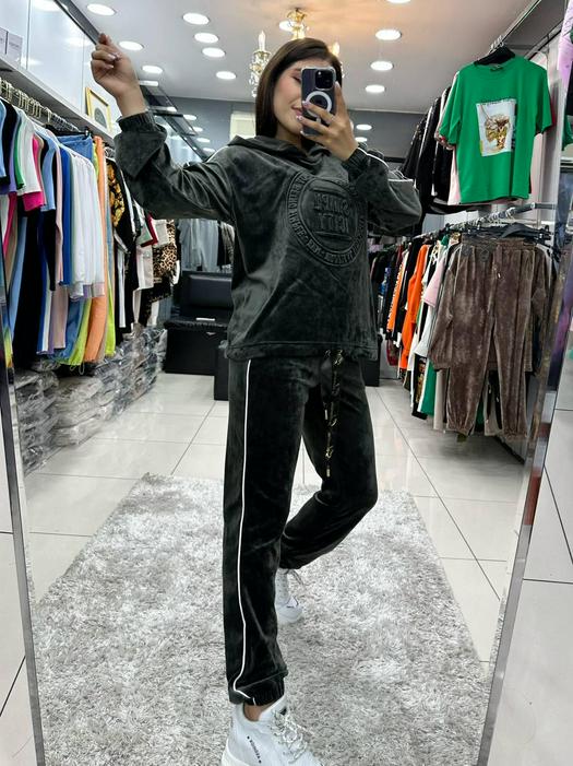 Женские спорт костюмы