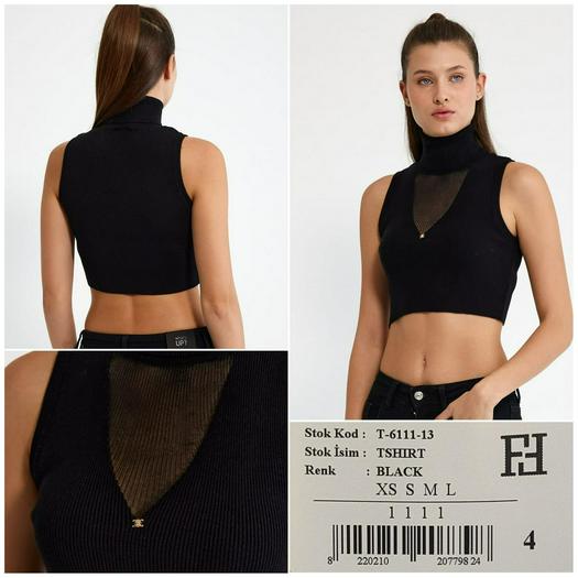 sleeveless T-shirt