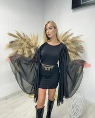 Платья