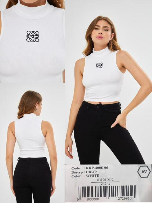 sleeveless T-shirt