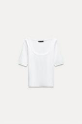 SCOOP NECK T-SHIRT