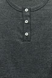 RIBBED T-SHIRT WITH BUTTONS