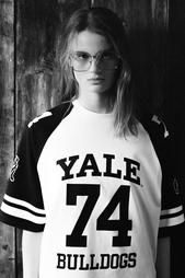 YALE™ PRINT T-SHIRT