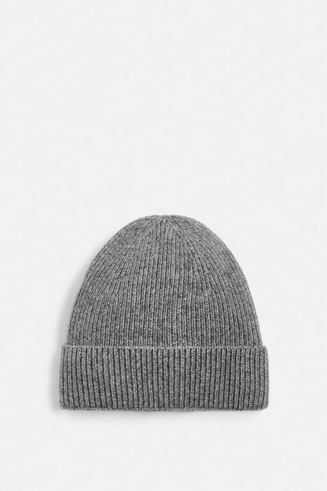 KNITTED BEANIE WITH WOOL