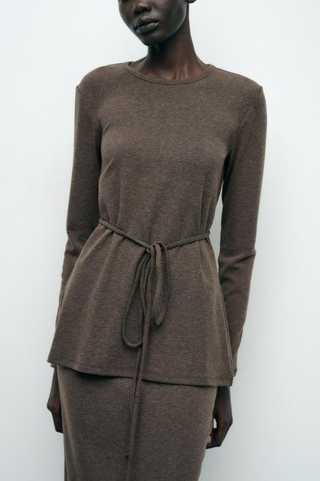 SOFT BELTED SWEATER