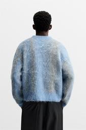 BRUSHED TEXTURE SWEATER